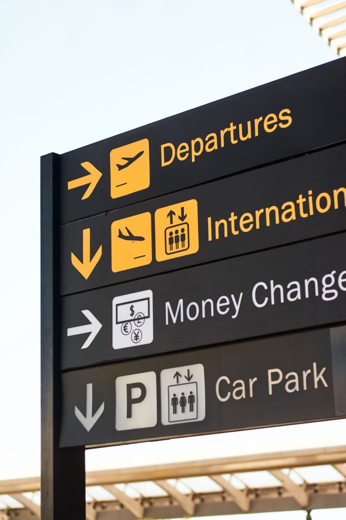 Charlotte Douglas airport parking